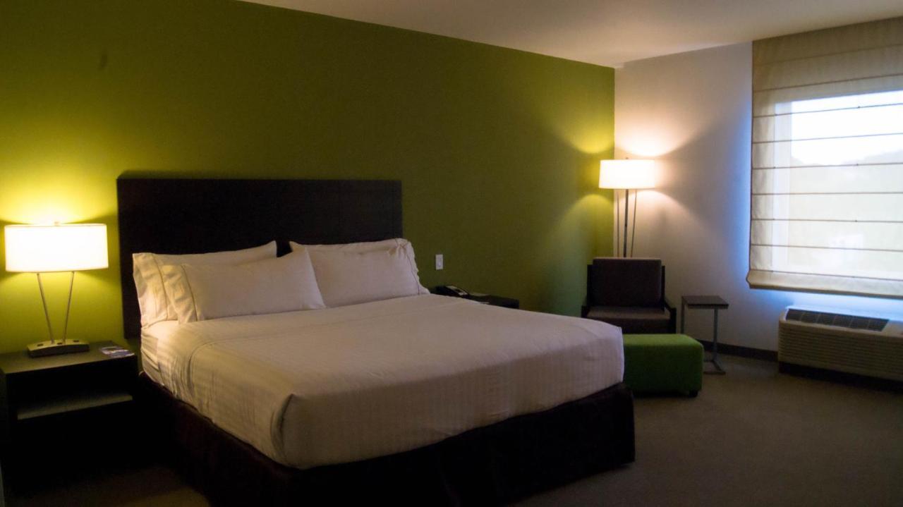 Holiday Inn Express Managua By Ihg Zewnętrze zdjęcie