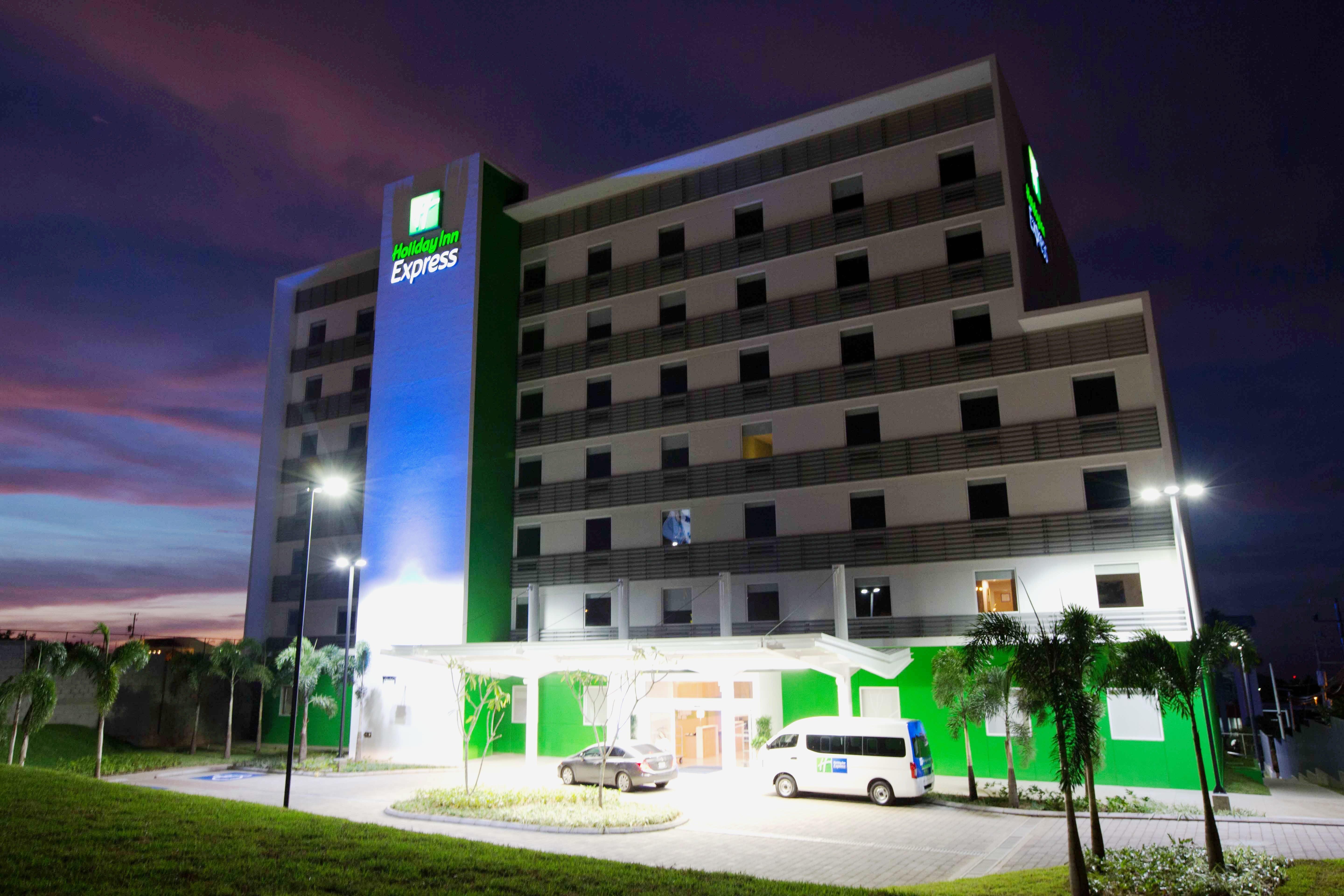 Holiday Inn Express Managua By Ihg Zewnętrze zdjęcie