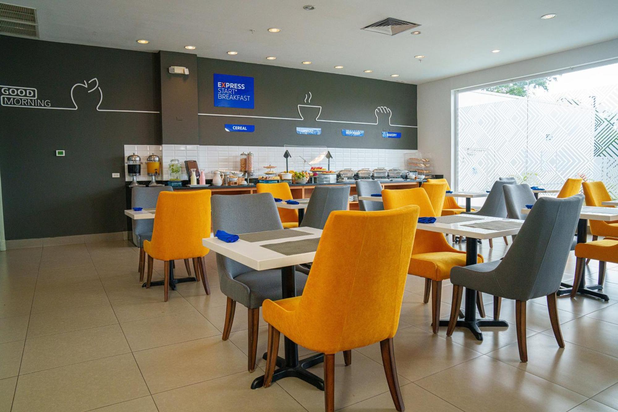 Holiday Inn Express Managua By Ihg Zewnętrze zdjęcie